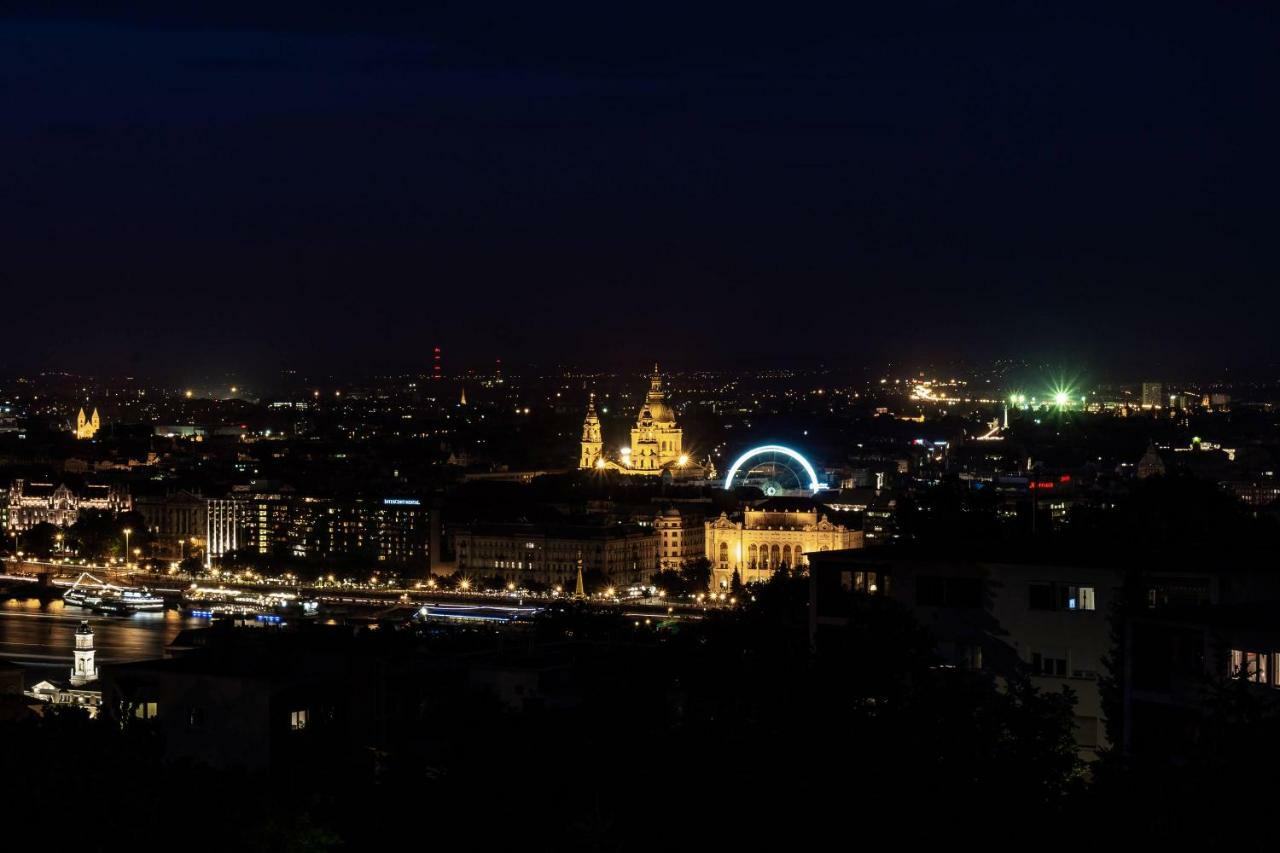 Apartment On Gellert Hill Downtown With Free Garage & Castle View Budapest Eksteriør bilde